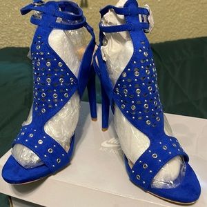 JustFab blue heels